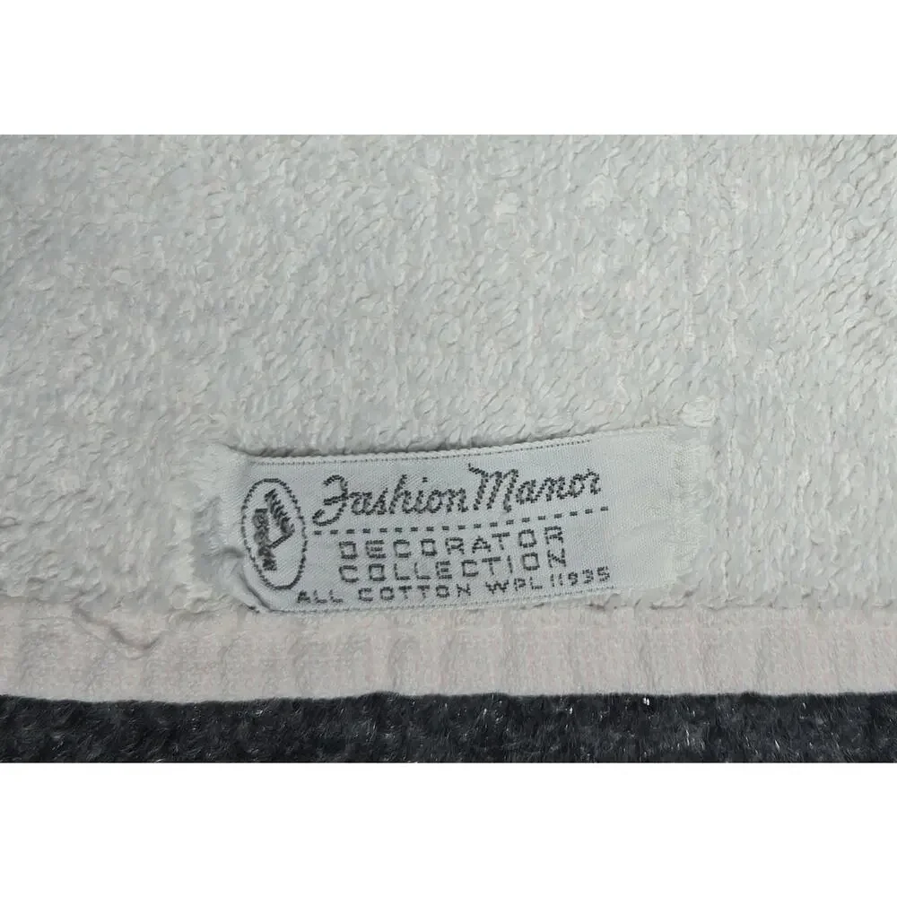 Set of Fashion Manor Decorator Collection Pink & White Floral Cotton Bath Towel